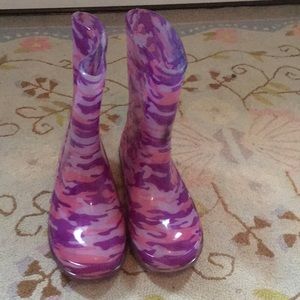 Extremely me rain boots